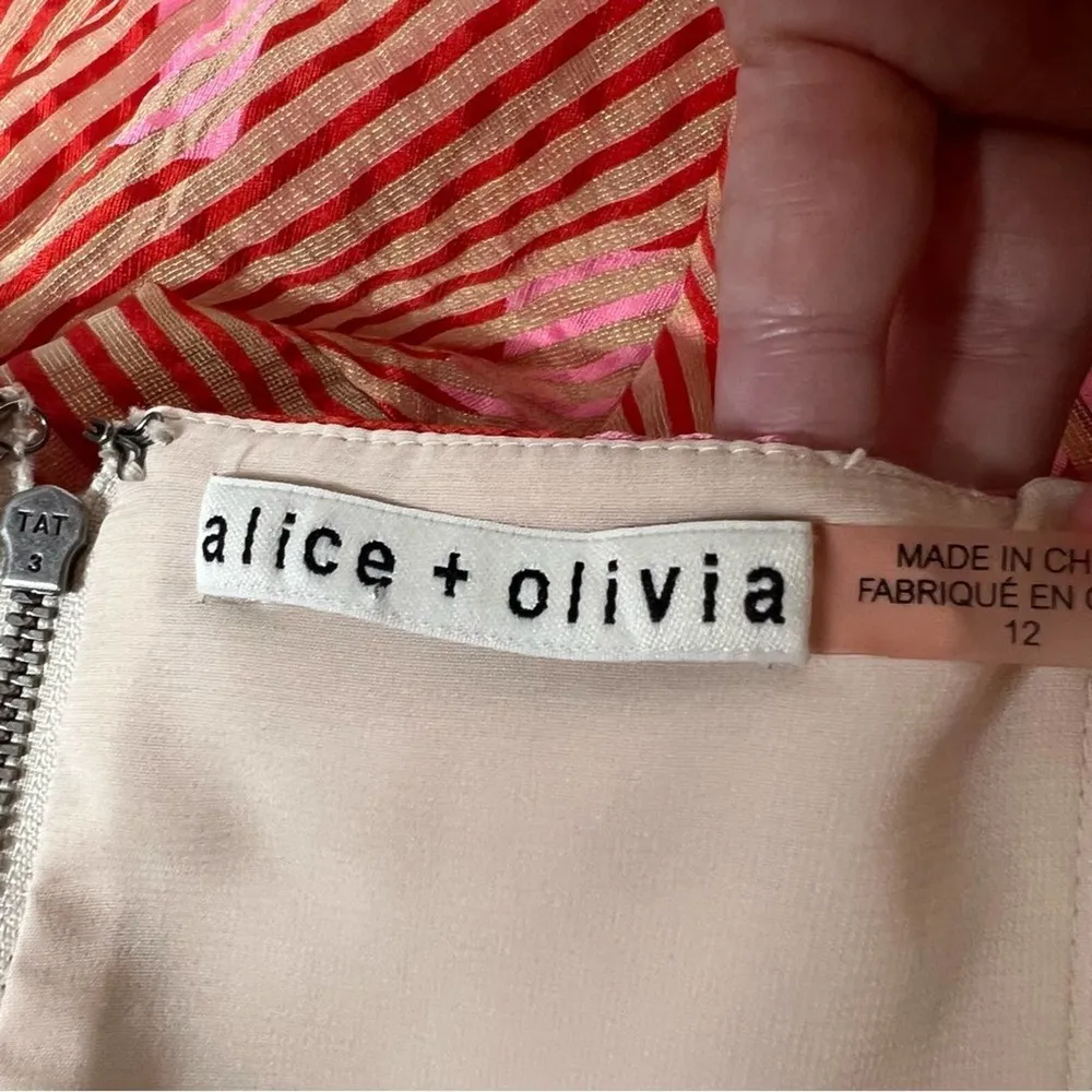 Alice + Olivia Azura waterfall ruffle dress organza size 12 - Image 6