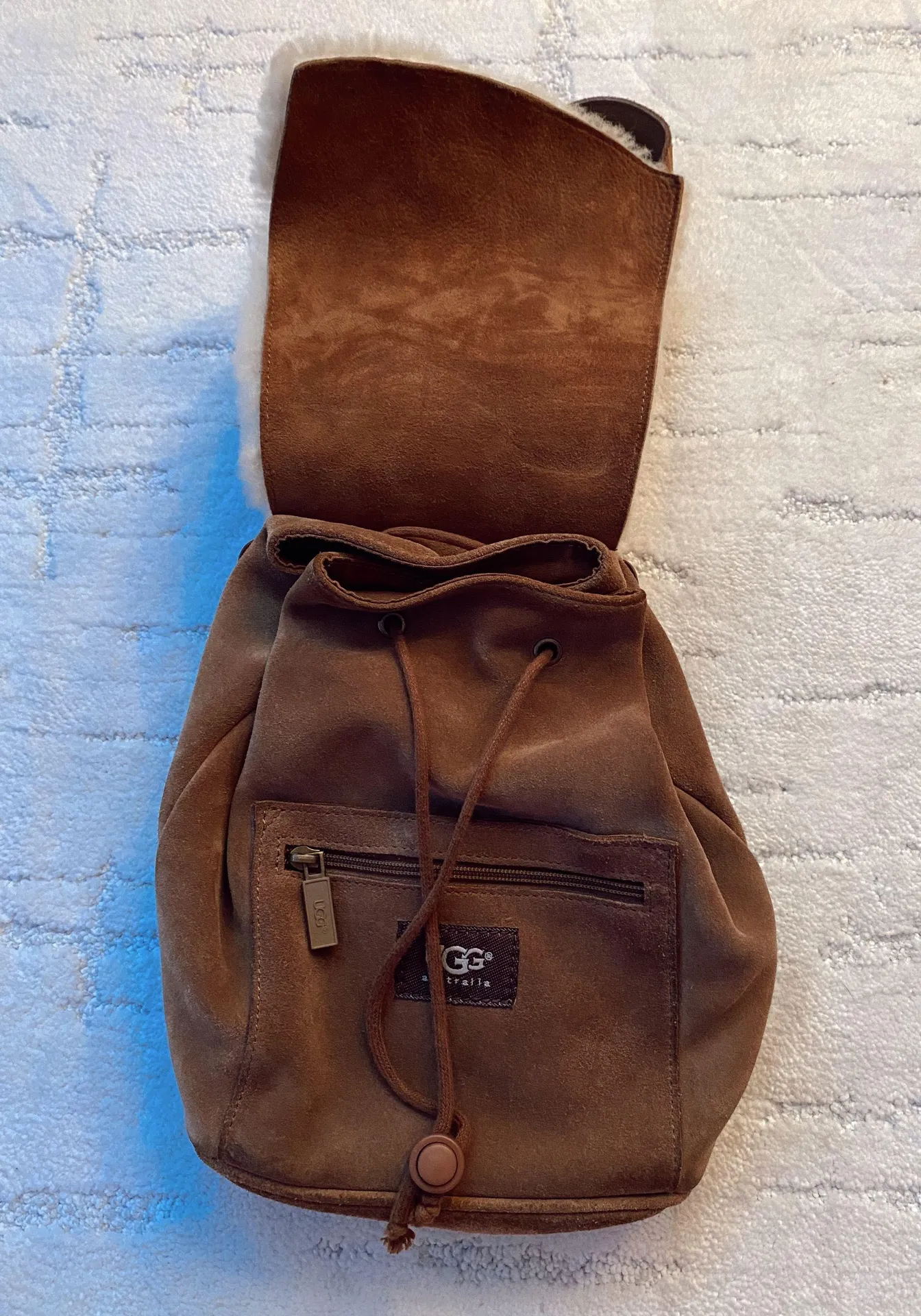 UGG mini  backpack - Image 3