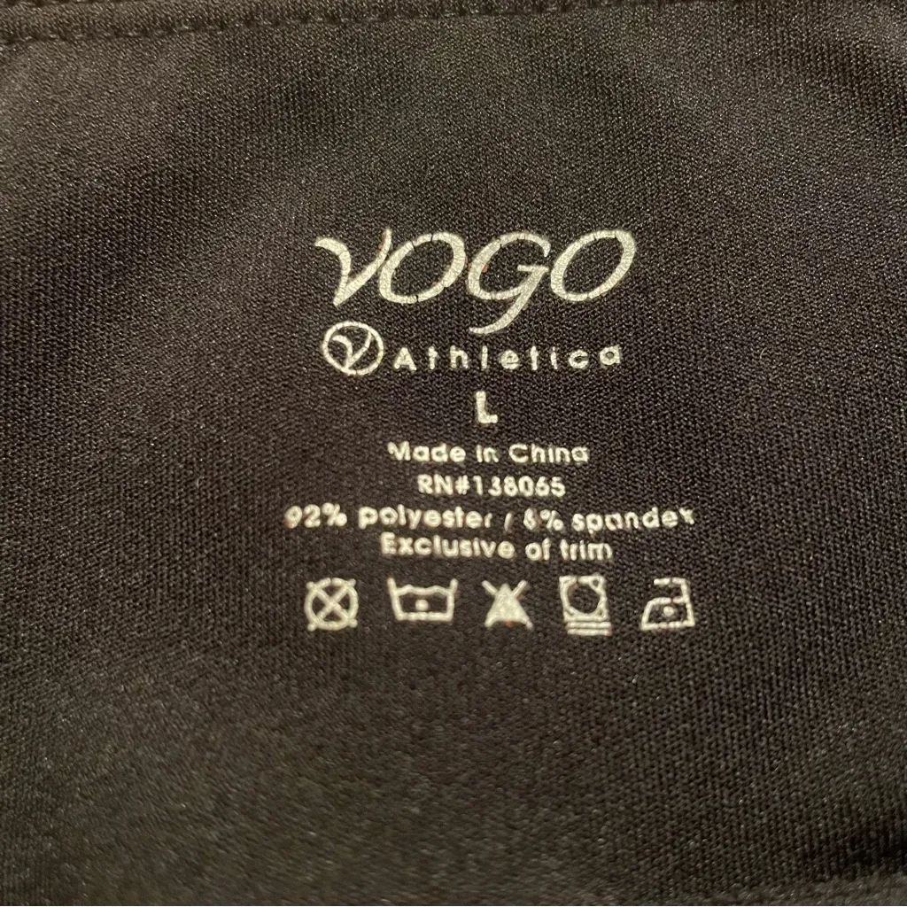 Vogo Black Athletic Skort size large Pockets
Length 17”
Laying flat 15” - Image 5