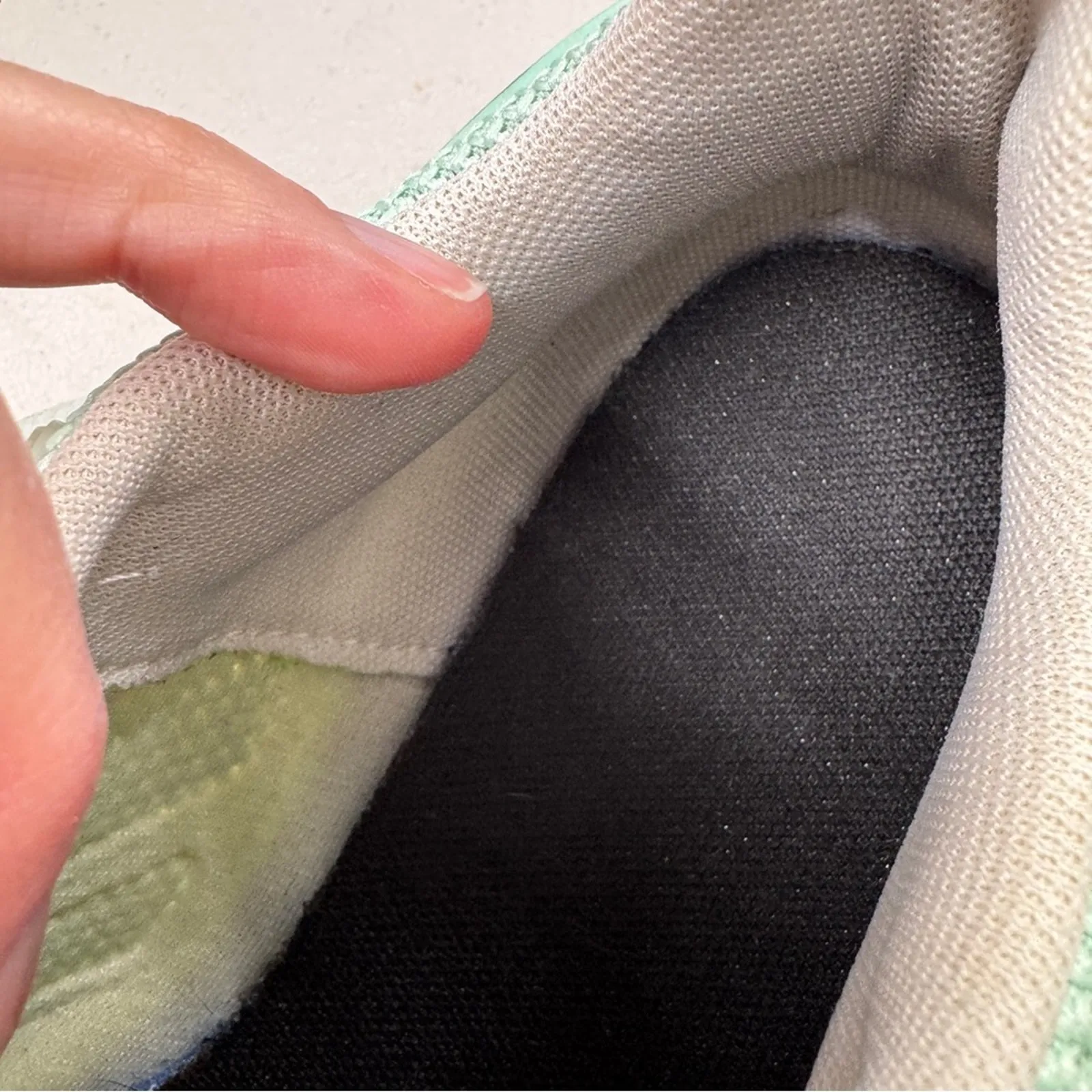 Adidas Duramo Mint White Running Shoes Sneakers Womens 8 Classic Athletic - Image 5