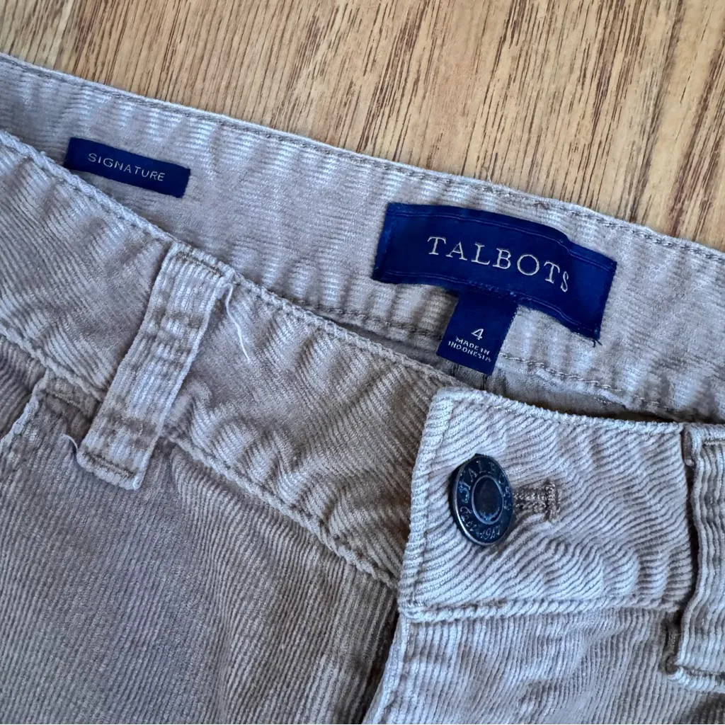 Talbots Corduroy Pants Women’s 4 Beige Tan Signature Boot Classic Fit Jeans - Image 3