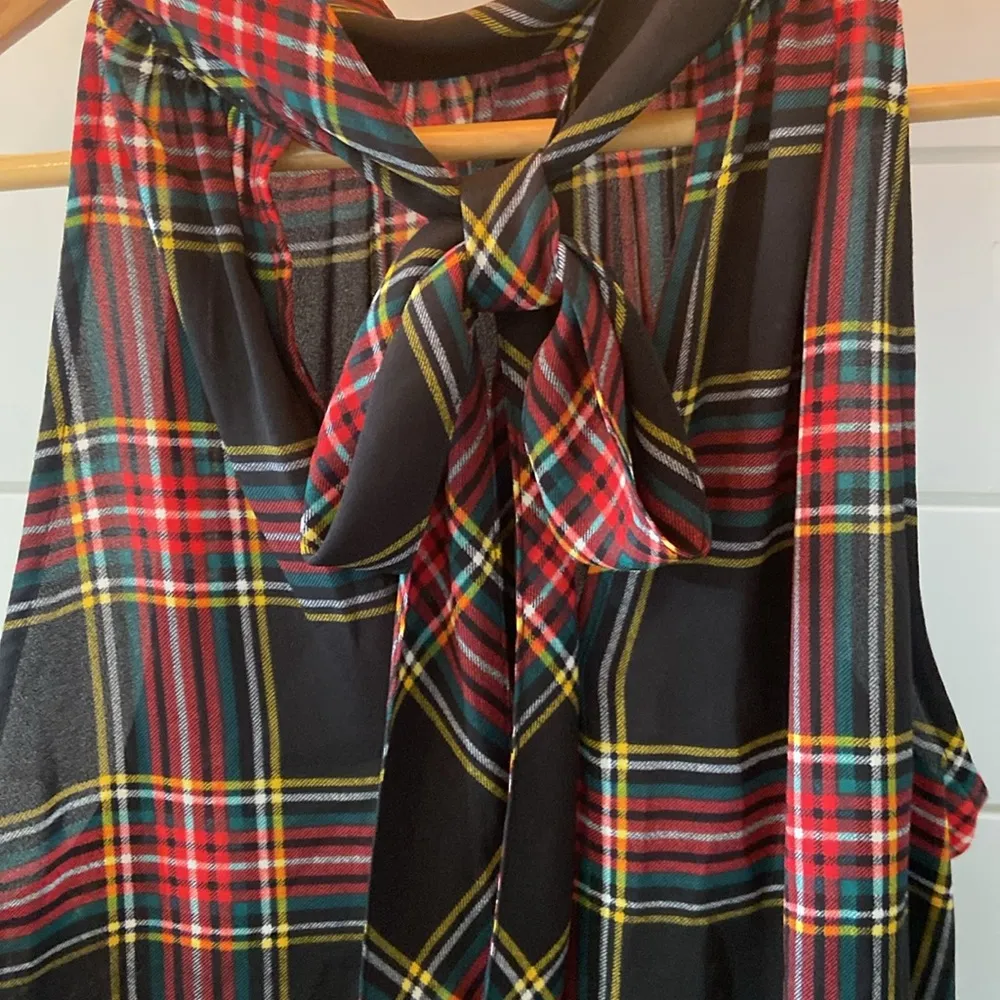 J.Crew plaid loose fitting sleeveless blouse, size 4 - Image 6