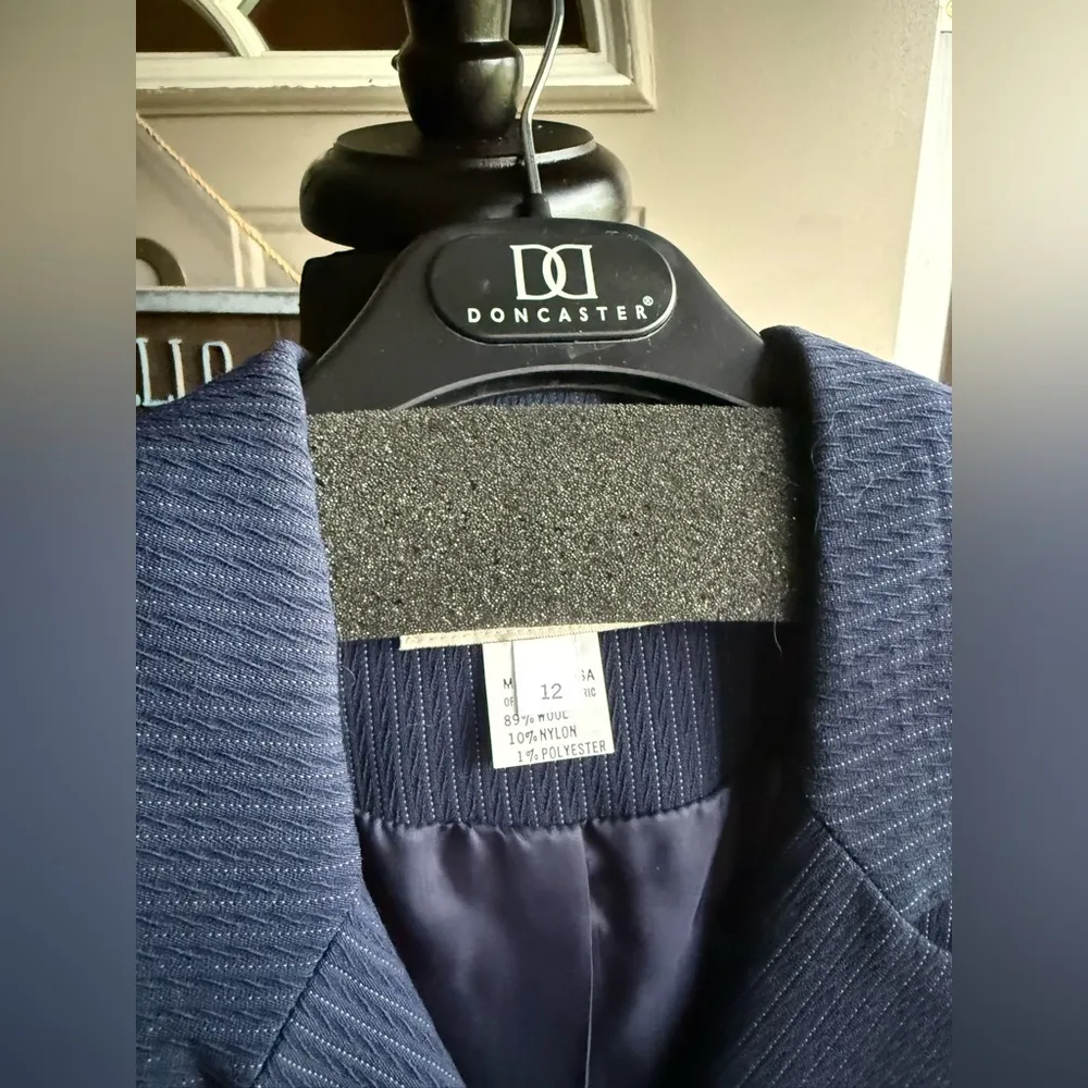 Vintage Doncaster blue pin stripe wool blend business suit vest, size 12 - Image 13