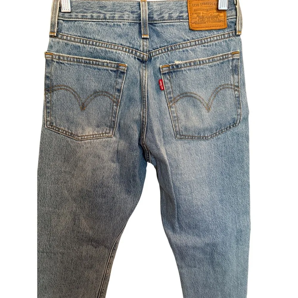 Levi’s Wedgie Icon Fit Distressed Denim Jeans Women’s Size 24 Medium Wash Blue - Image 6