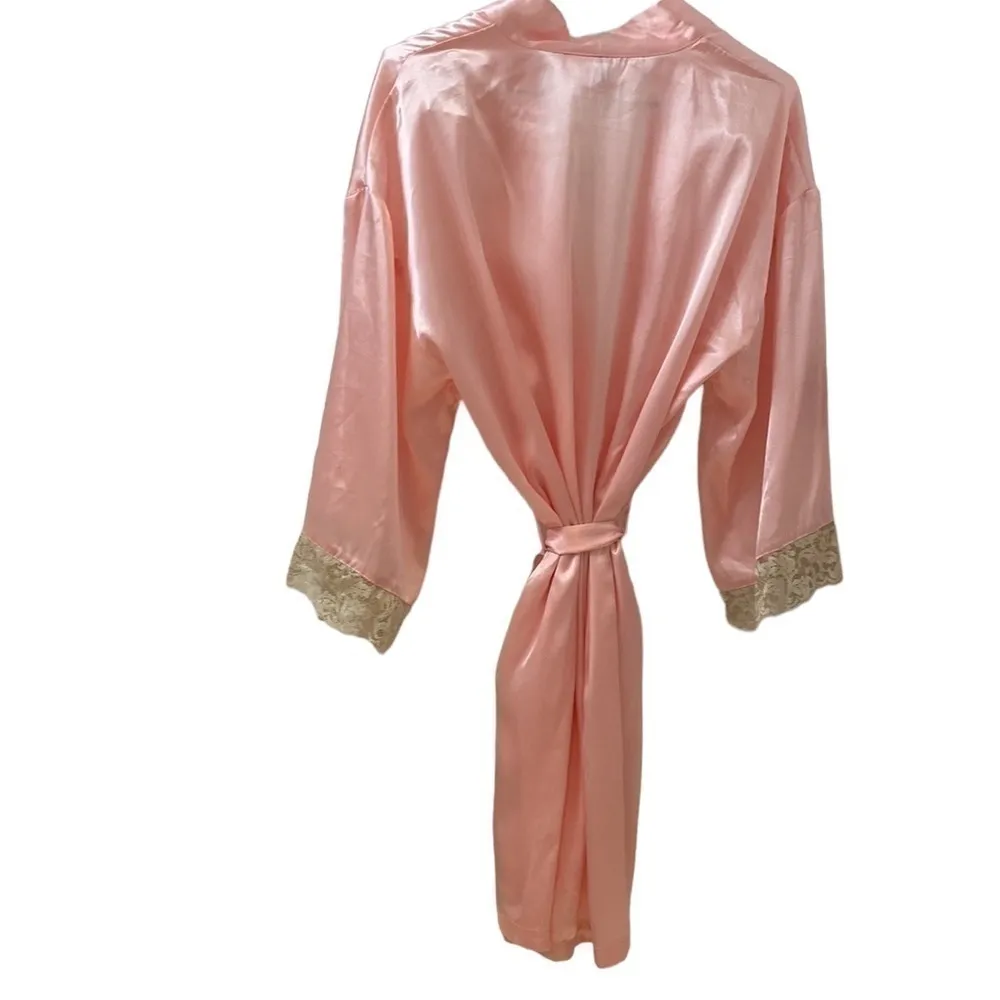 Victoria’s Secret pink satin robe and chemise with beige lace. Pink label.Size S - Image 7