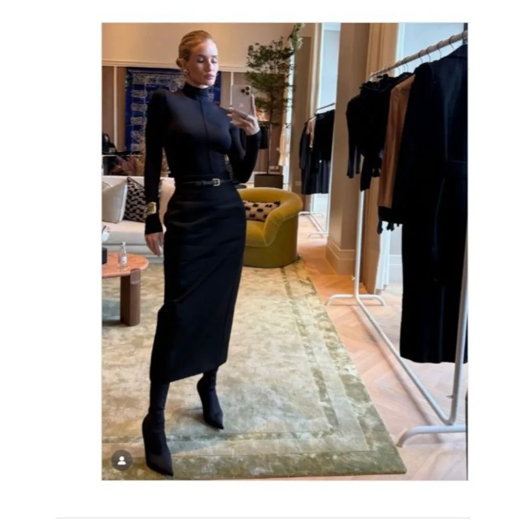 WARDROBE.NYC x Rosie Huntington - Image 10