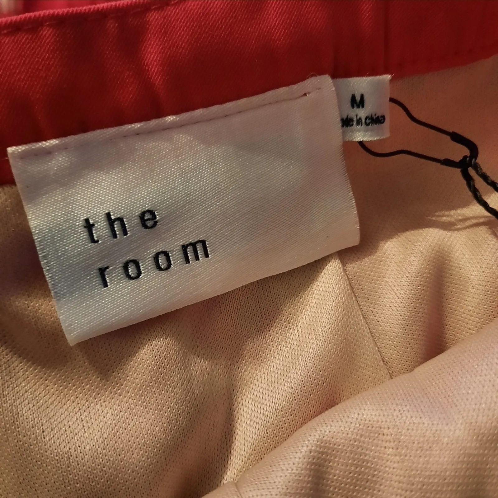 The Room Halter Mini Dress Sz Medium Red Lace Sheer Overlay Sexy Cocktail Party - Image 3