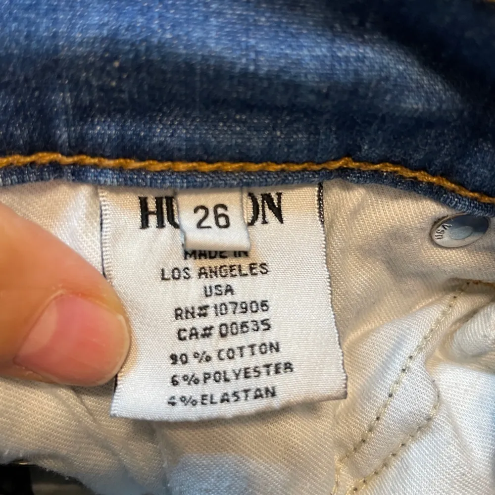 Harkin crop super skinny cufff Hudson jeans sz 26 EUC - Image 4