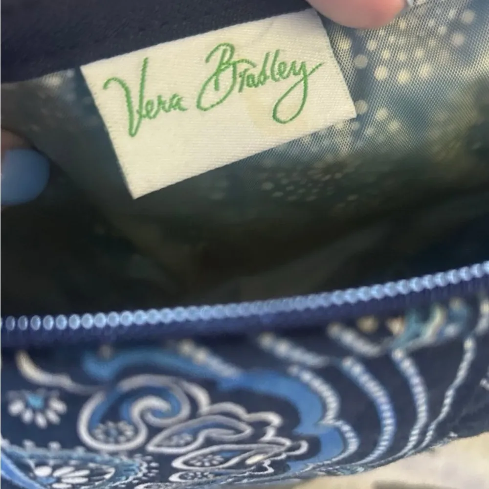 Vera Bradley makeup bag - Image 3