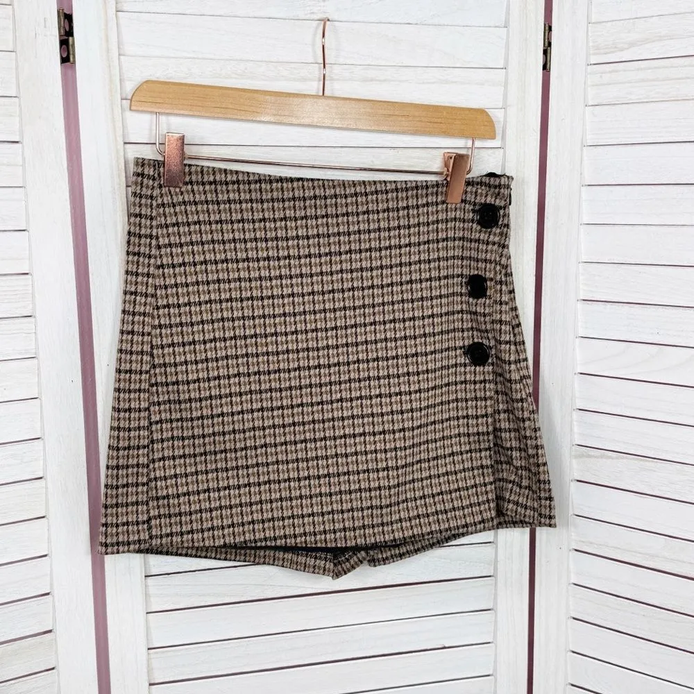 Love Tree Houndstooth Knit Button Side Mini Skort Tan‎ Black Large - Image 8