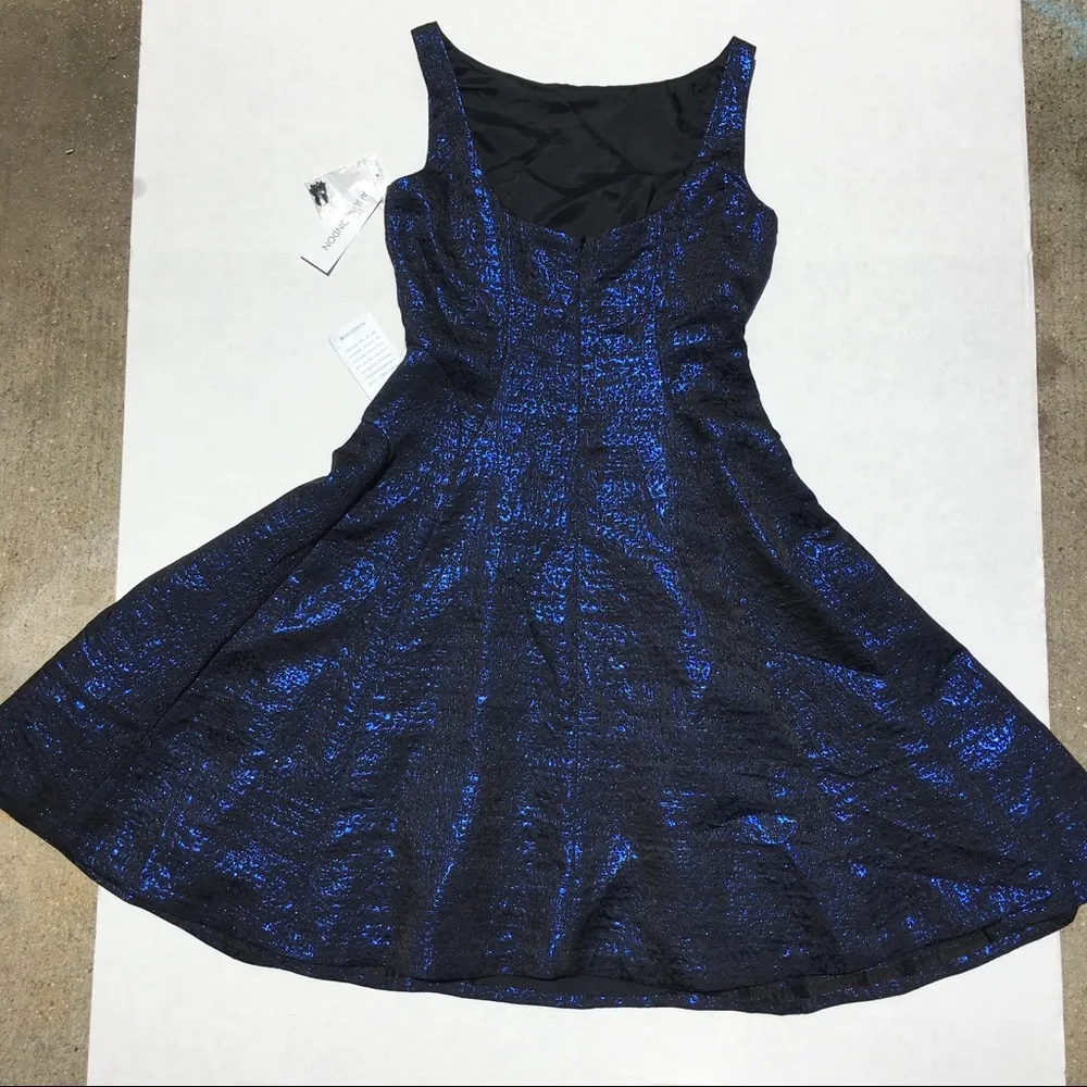 Maggy London Beaded metallic brocade dress… - Image 6