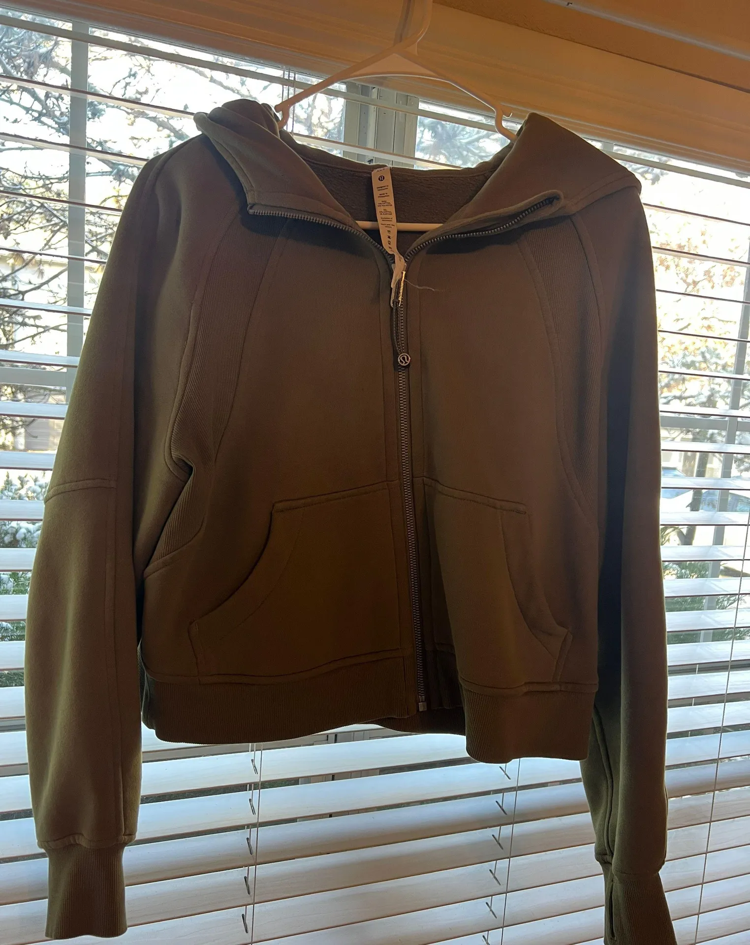 light/forest green cropped full zip scuba. Size XS/S. - Image 3