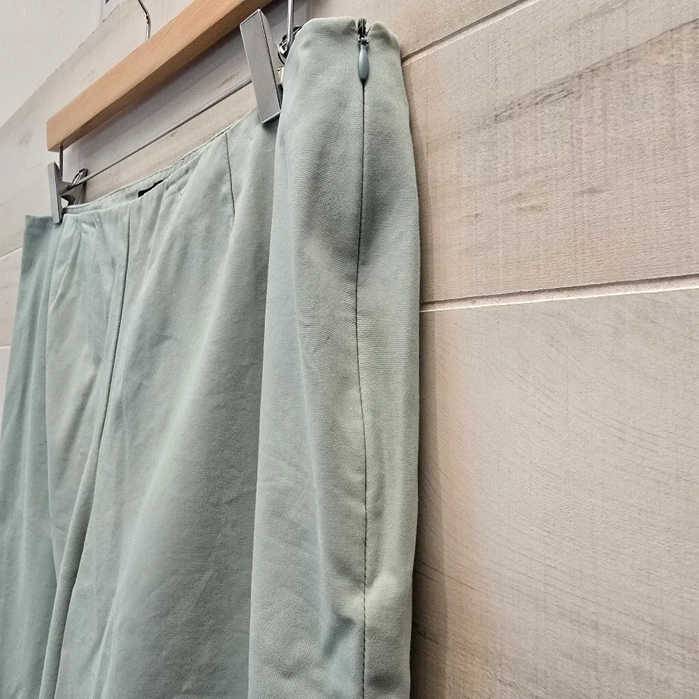 {12} Lafayette 148 New York Cropped Bleecker Casual Pant Seafoam Green Minty - Image 5