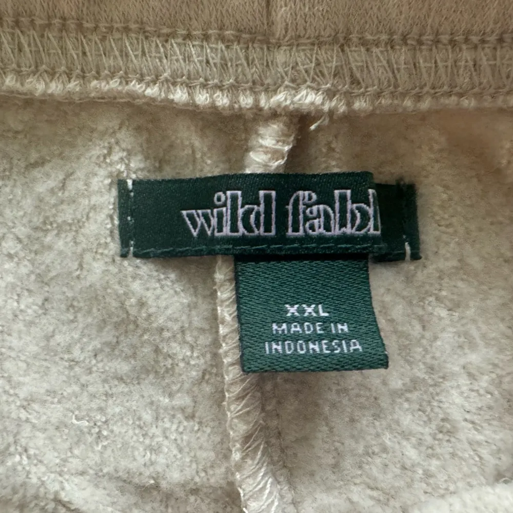 Wild Fable Womens Light Taupe High Rise Pull-On Fleece Lined Shorts XXL - Image 4