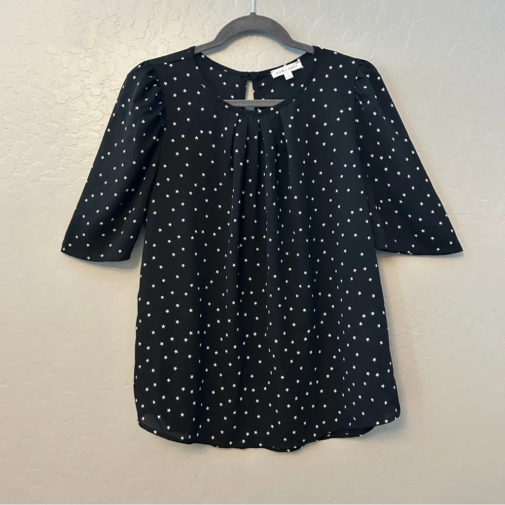 ⭐️Downeast black with white stars print pleated puff sleeve blouse size large - Image 2
