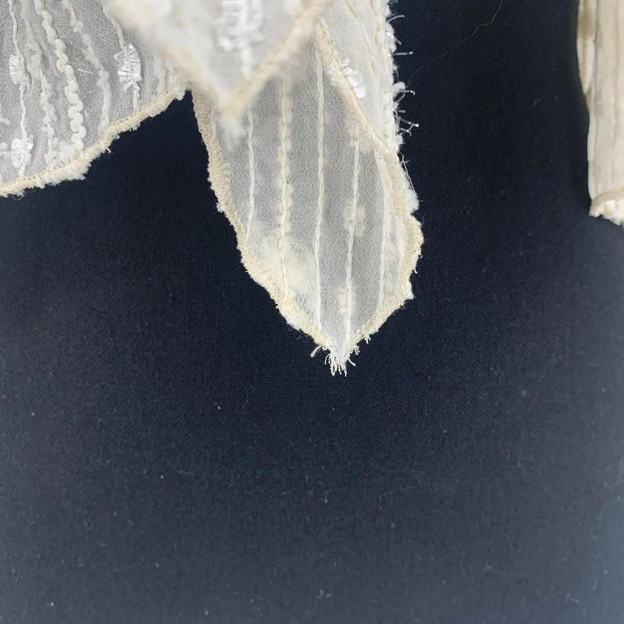 Unbranded Women's Cream and White Cardigan Size M - Image 2