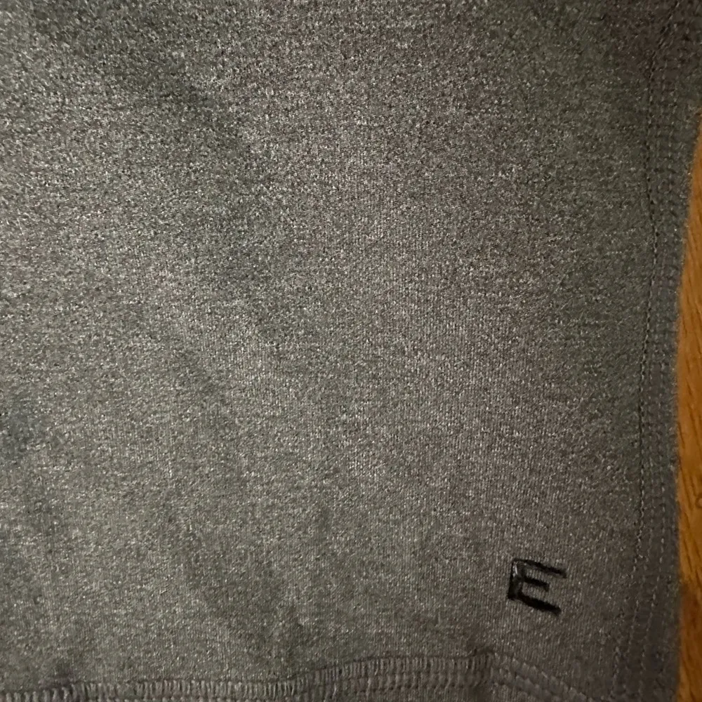 Everlane The Perform Tank - Image 5