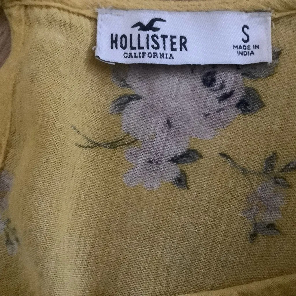 Hollister boho yellow floral cropped blouse tie front ruffle bottom keyhole sz S - Image 3