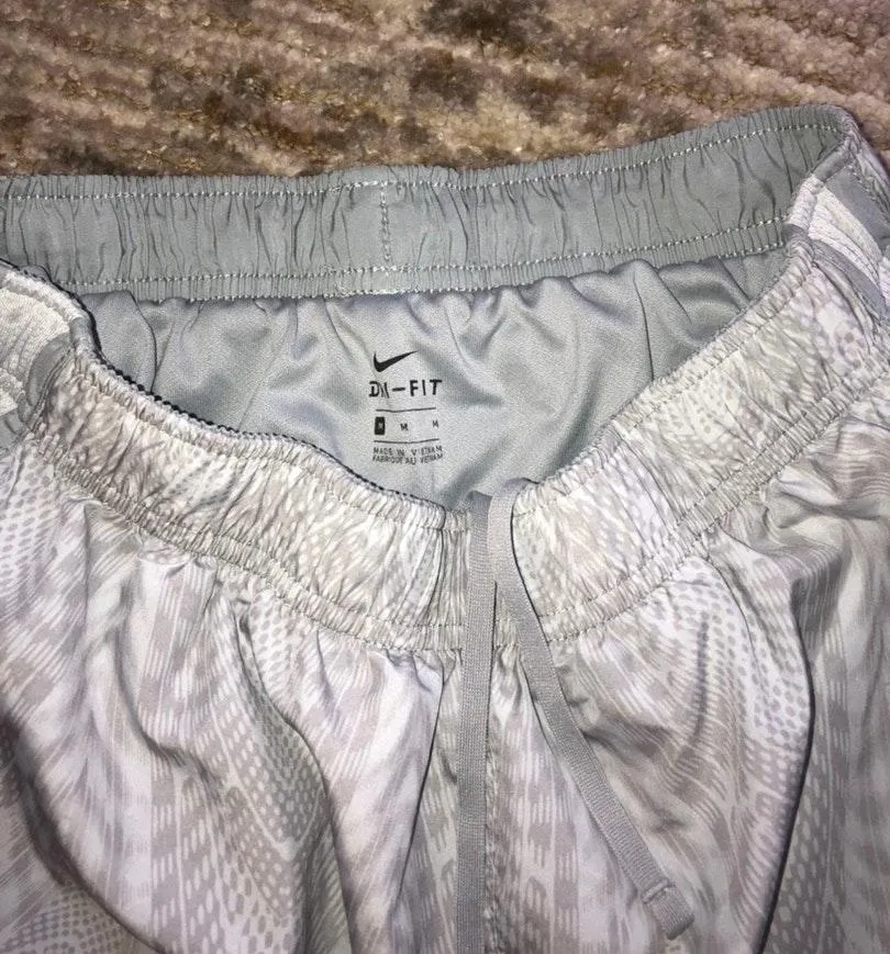 Nike Grey Patterned Running Shorts - Image 2