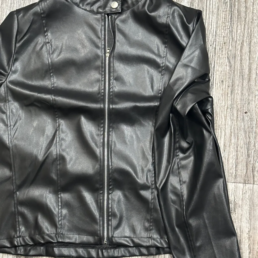 Slim Fit Faux Leather Jacket Women Classic Moto Biker Size XL - Image 4