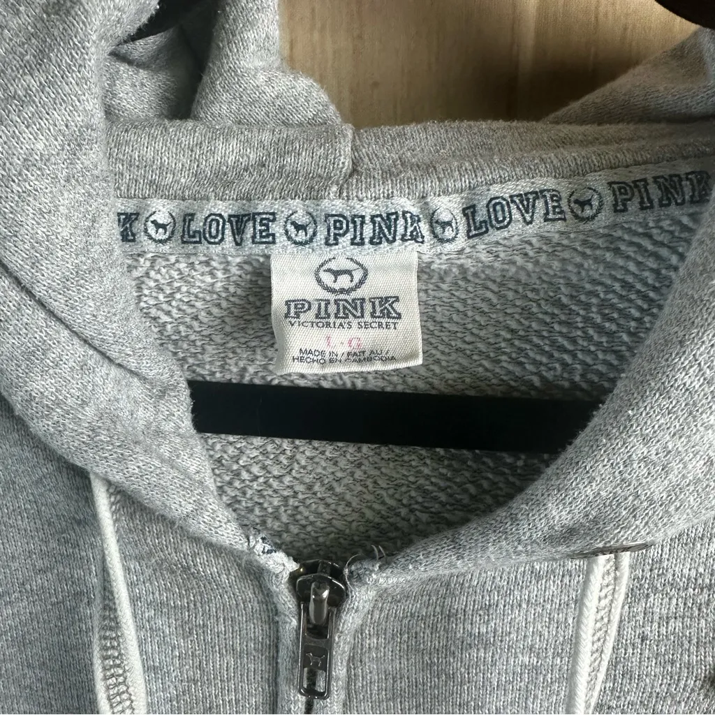 PINK Victoria's Secret Light Gray Zip-Up Hoodie Y2K - Image 5
