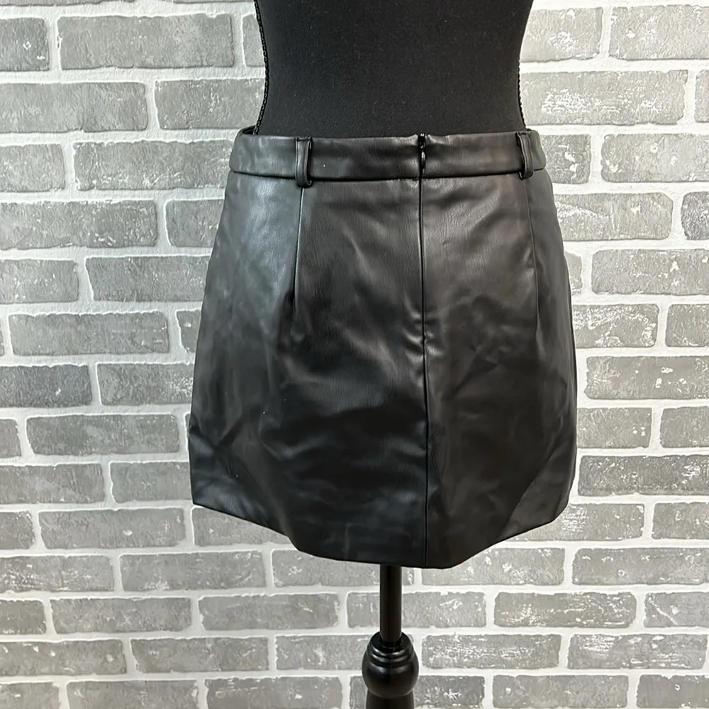 Zara | Faux Leather | Black MINI‎ Skirt | Women’s Size Small | Soft Leather - Image 3
