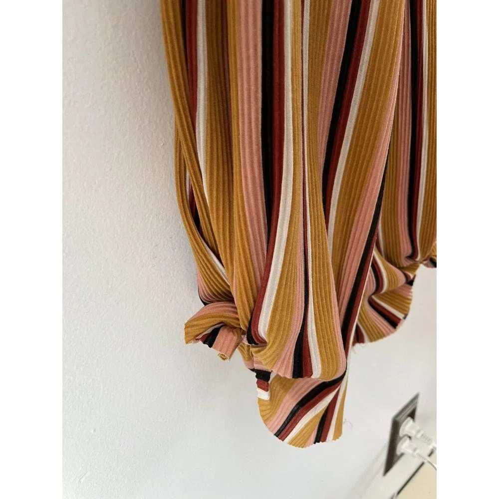 Wild Fable Multicolor Striped Ribbed Sleeveless Cropped Jumpsuit Size Medium - Image 4