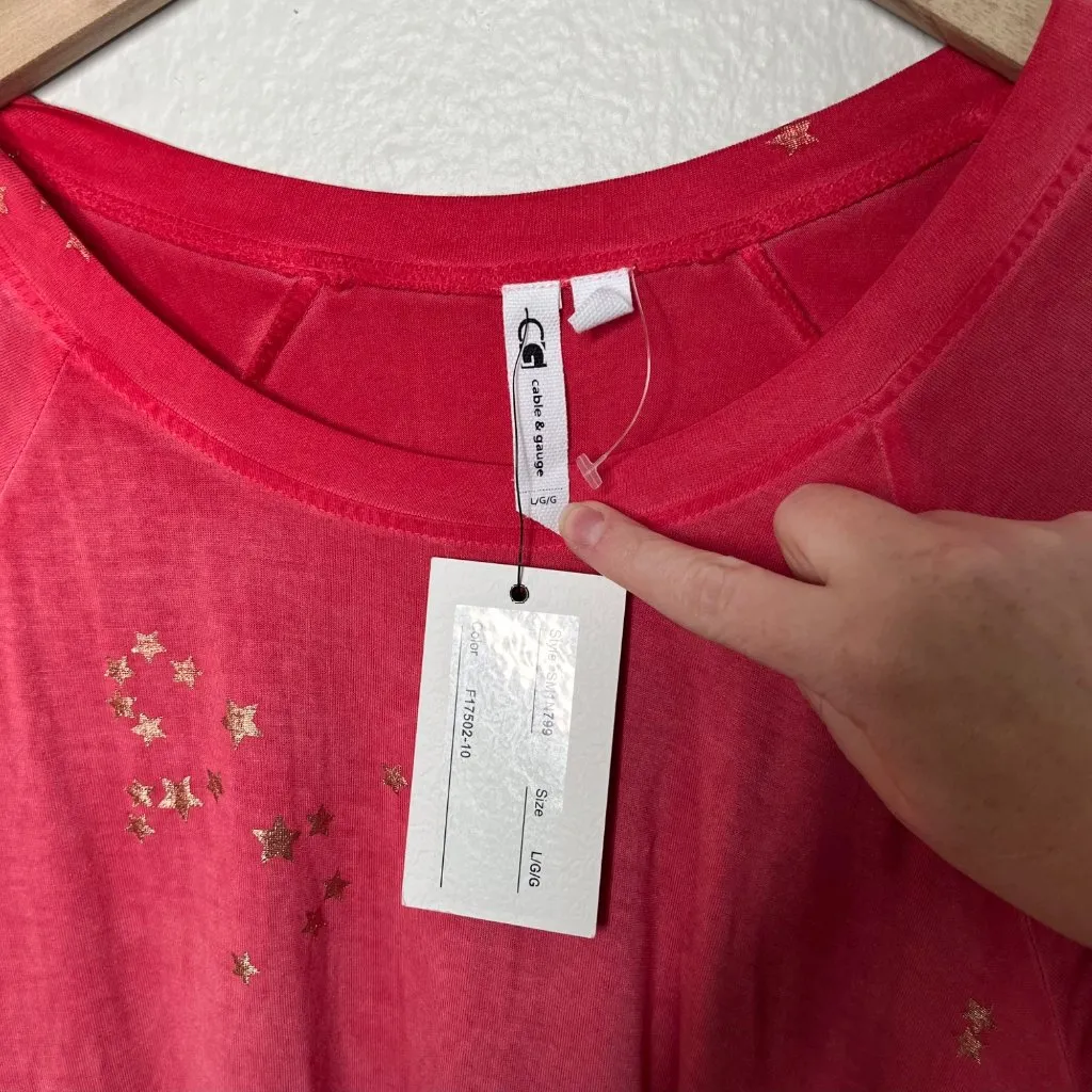 Cable & Gauge Womens Red Metallic Gold Star Print Festive T-Shirt Size Large - Image 3