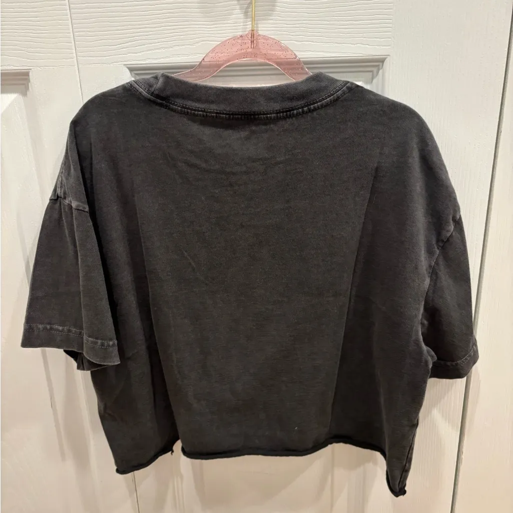 Abercrombie & Fitch Gray Soft Tee - Image 3