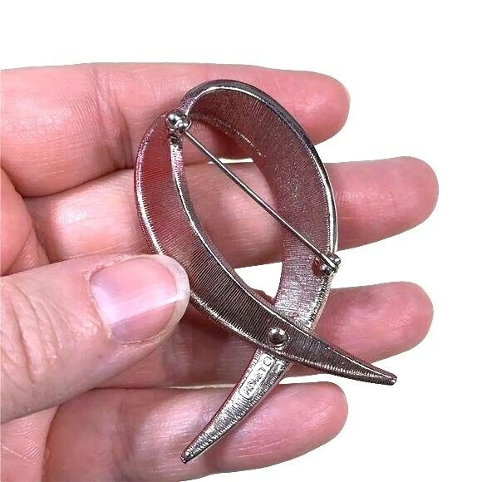 Vintage Monet Heart Disease Ribbon Brooch Pin Fashion Jewelry Red - Image 12