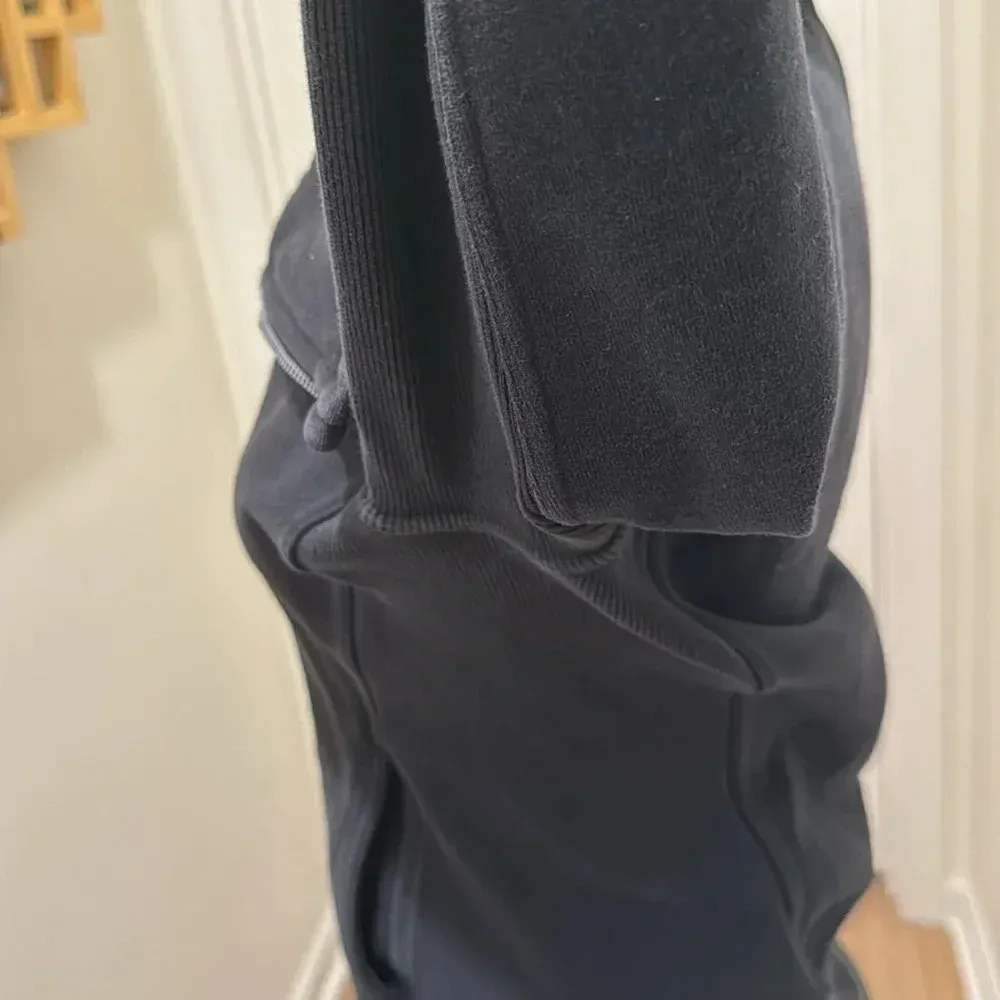 Lululemon black radiant jacket II womens 6 thumbholes full zip - Image 7