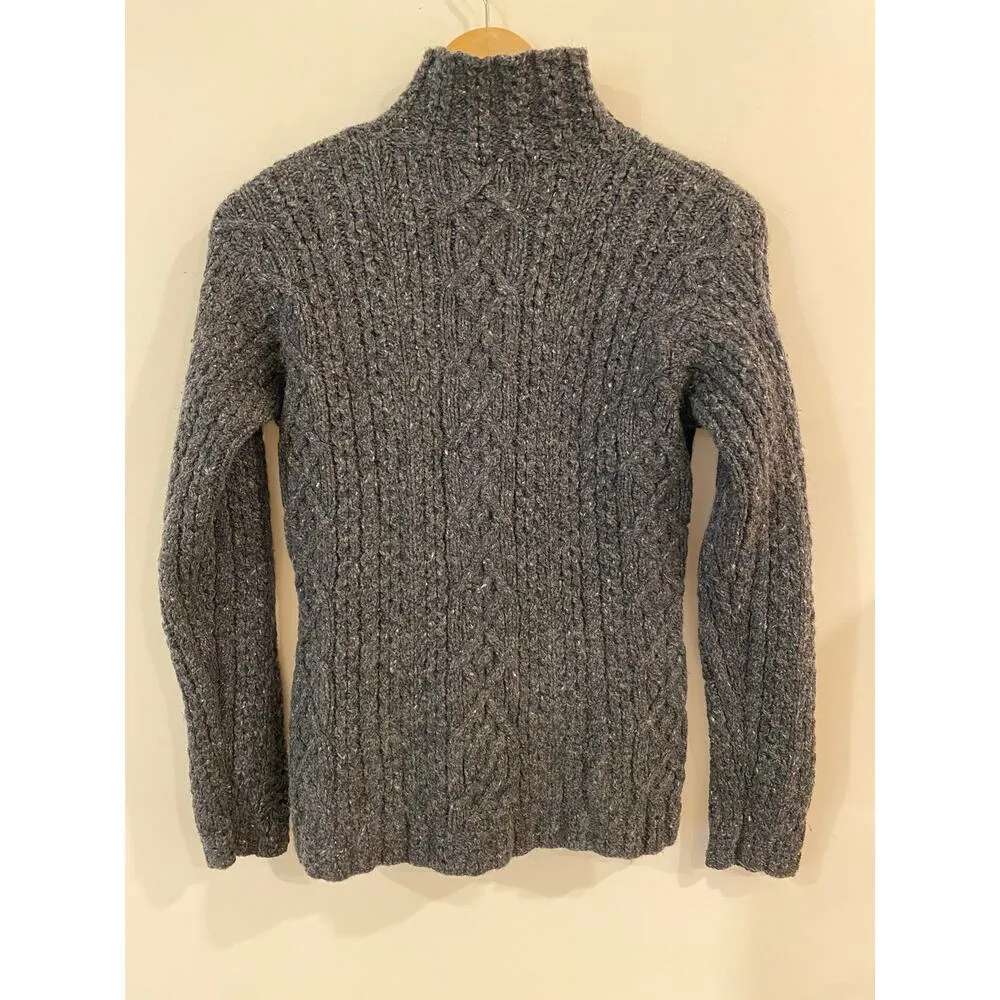 Exclusive Hand Knit For Lauren Ralph Lauren Gray
Wool & Silk Sweater Size M Gray Size M - Image 9