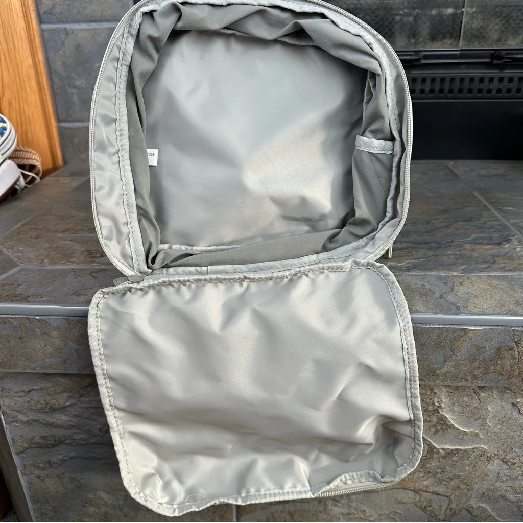 Nordace Siena Compression Packing Cube Light Gray Travel, Suitcase, Vacation - Image 4