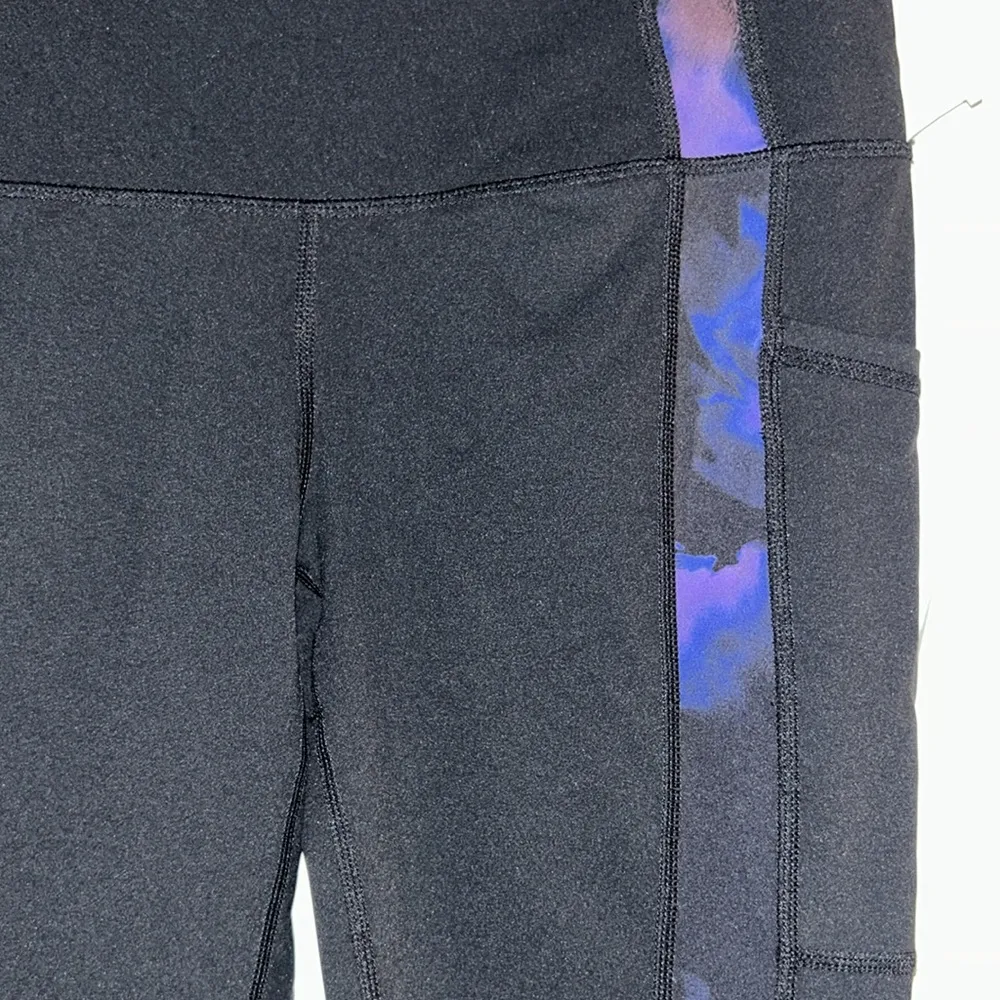 Chico’s Zenergy Floral Side Panel Leggings - Image 7