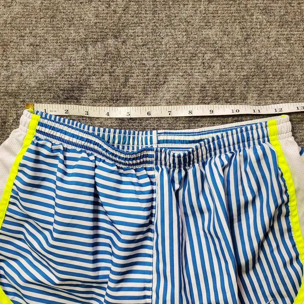 Nike Dri Fit Women’s Medium Striped Running Shorts Lined - Image 5