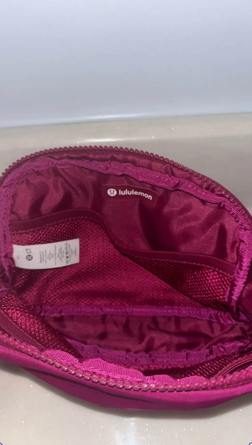 Lululemon Everywhere Belt Bag - Image 2