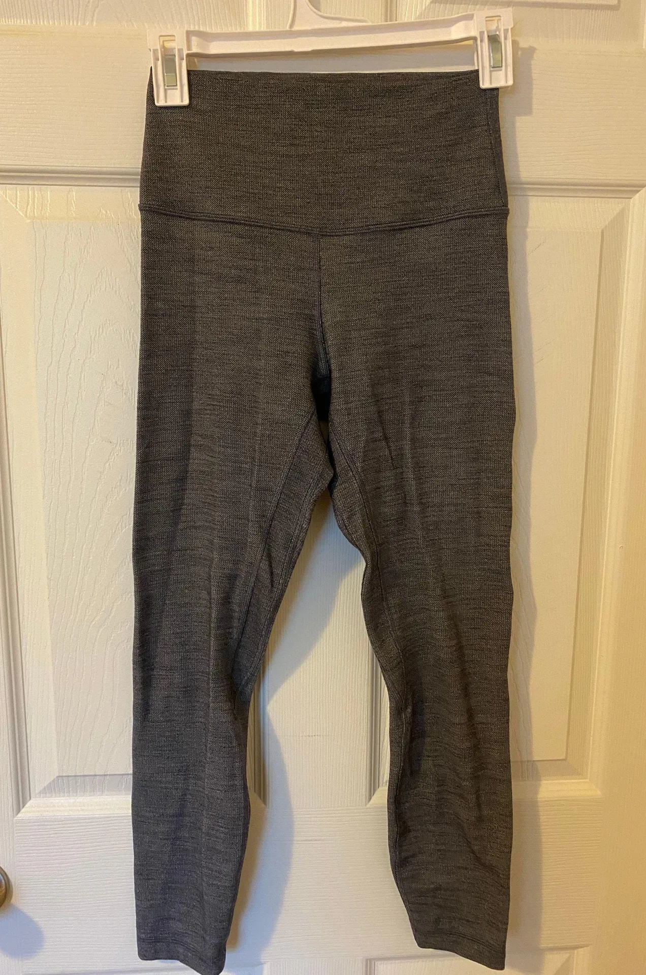 Lululemon Aligns 25” - Image 2