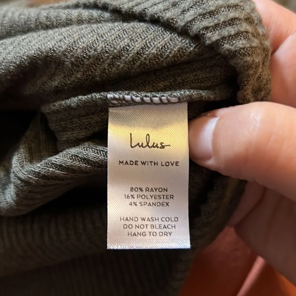 Lulus xs oversized top - Image 7