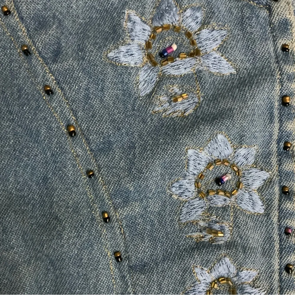 Tantrums Vintage Denim Jacket Womens Boho Embroidered Studded NWT Size Medium Blue - Image 13