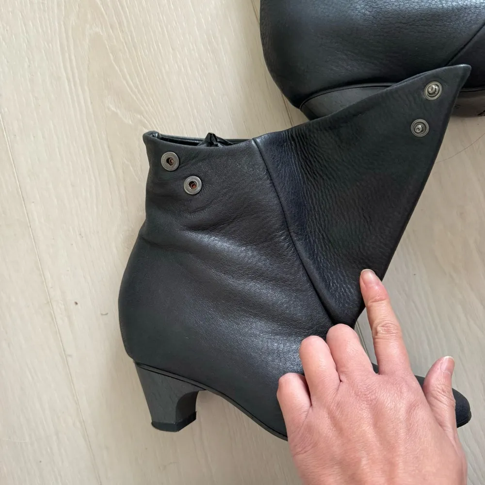 Marc Ellis Snap button fold over leather booties Size undefined - Image 3