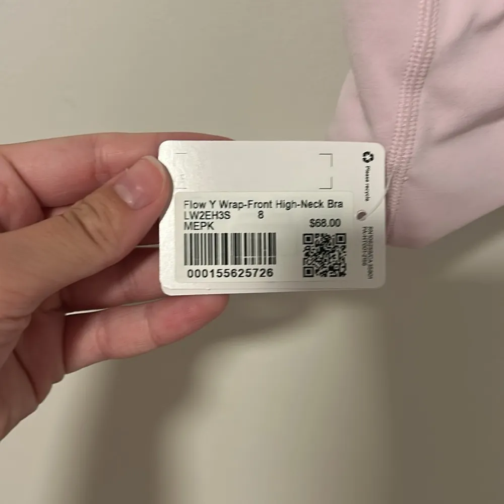Lululemon NWT  Flow Y Wrap-Front High-Neck Bra Milkshake Pink Size 8 - Image 4