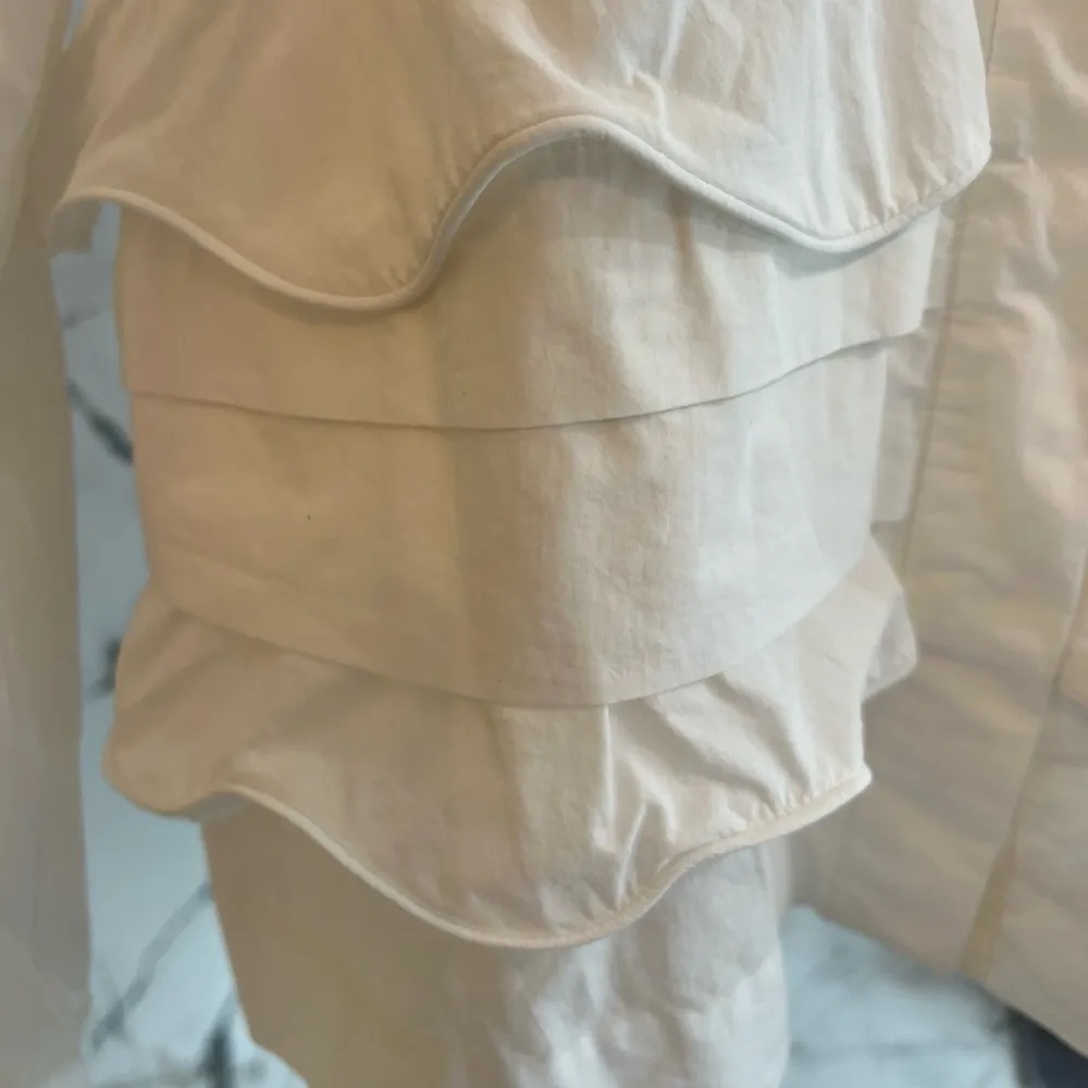 COS multi-tiered white cotton button up blouse, Peter Pan collar, size 4 - Image 3