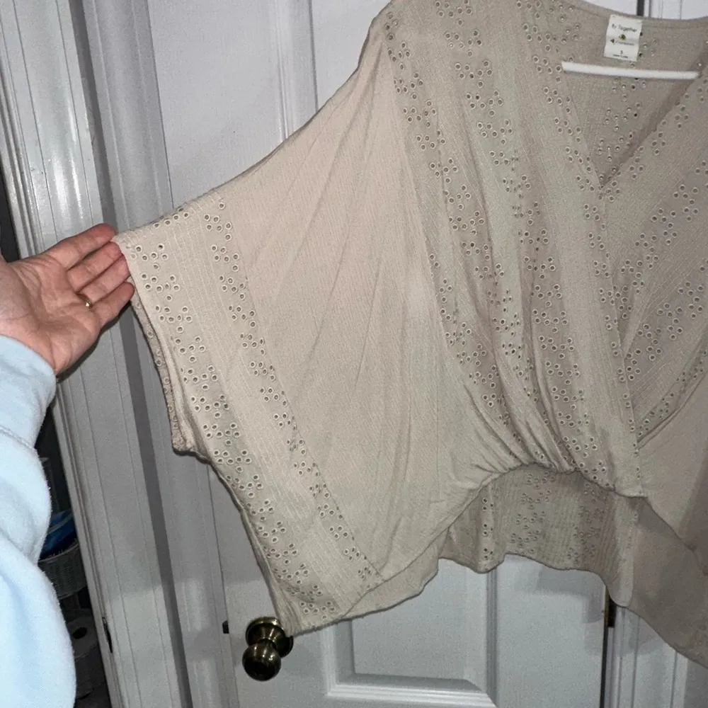 Eyelet mixed blouse - Image 2