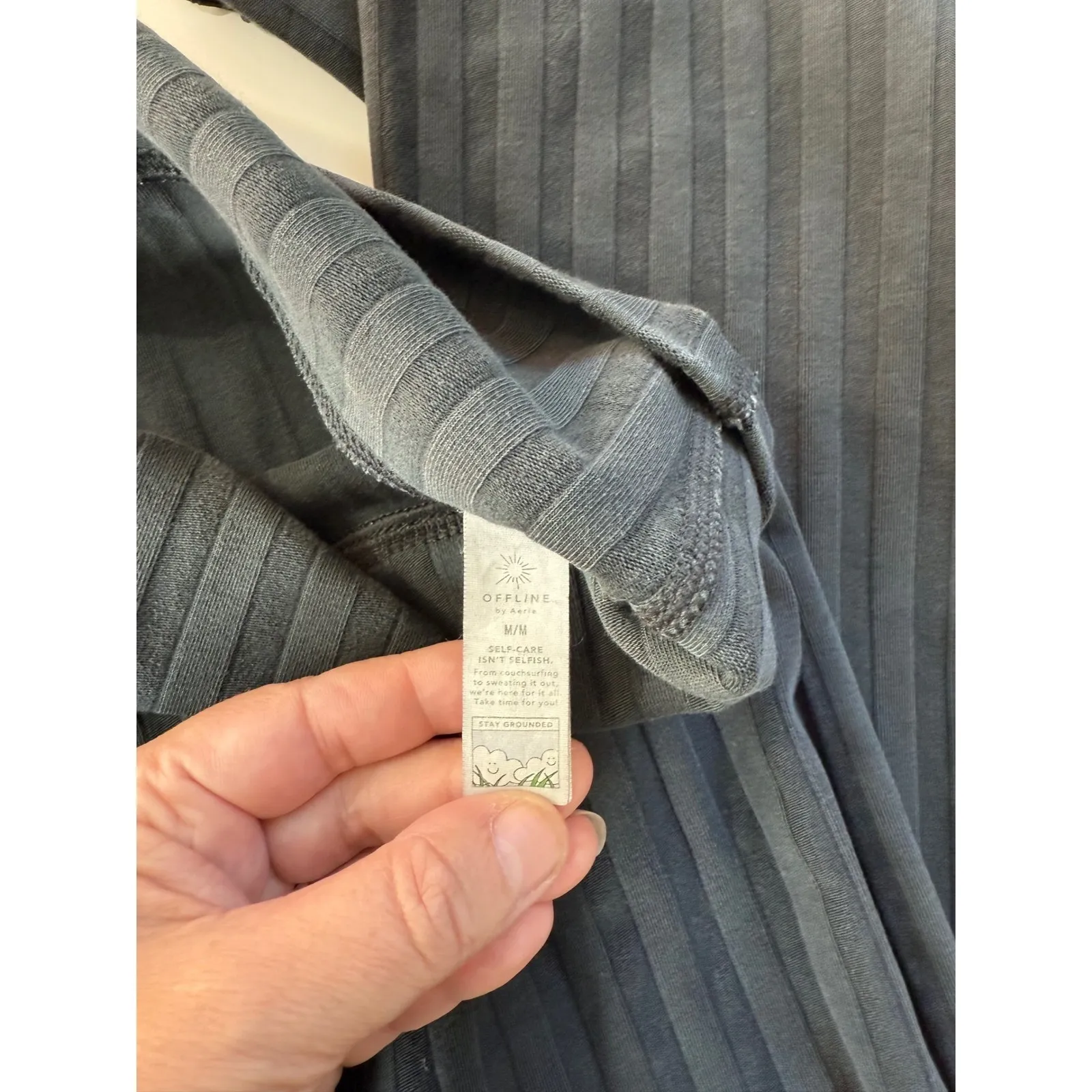 Aerie Offline Ribbed Flare Leggings | High Rise‎ | M | Athleisure | Lounge wear - Image 4