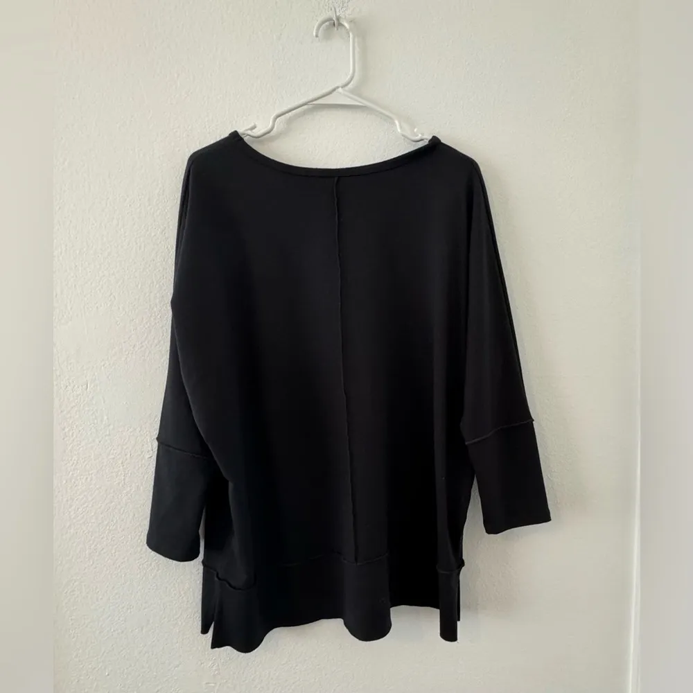 Spanx Perfect Length Three-Quarter Dolman-Sleeve Top Comfy Black Size Large - Image 3