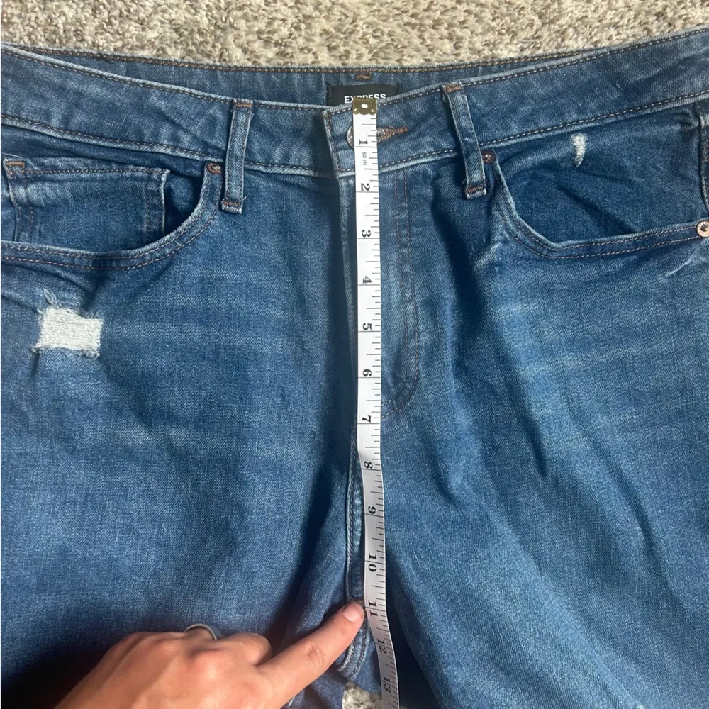 Express Blue Boyfriend Mid Rise Jeans Denim Casio Distressed 10 - Image 7