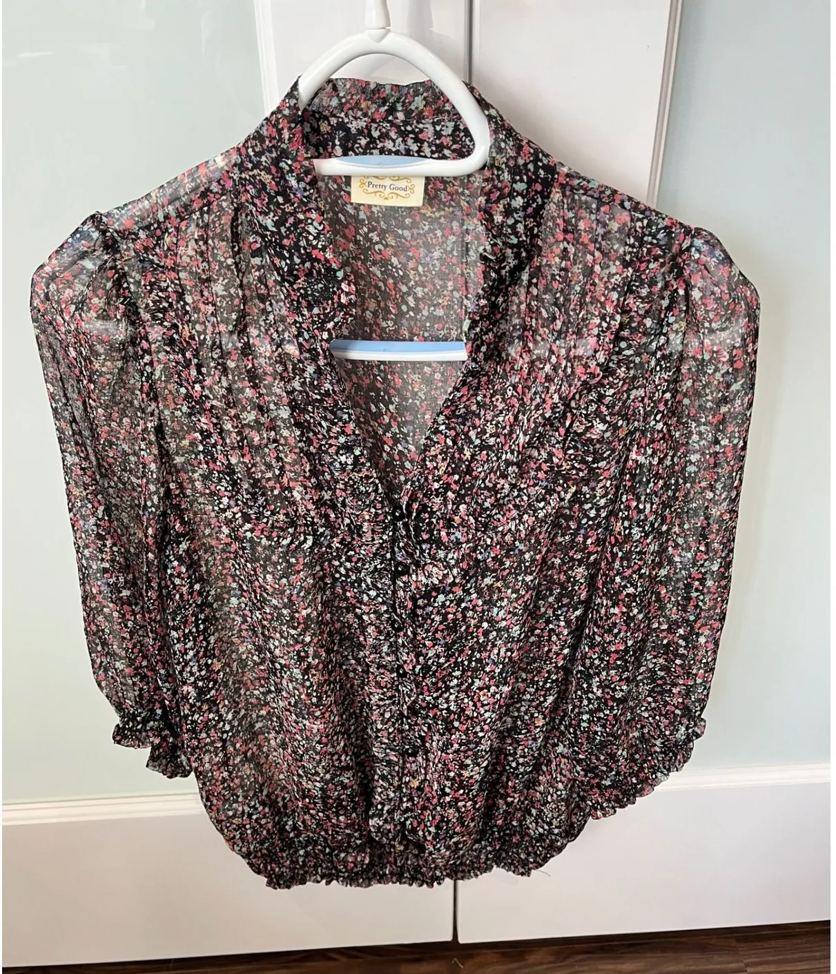 Pretty Good Floral Sheer Blouse Button Down Ruffle Neck Smocked Waist Size Small - Image 1