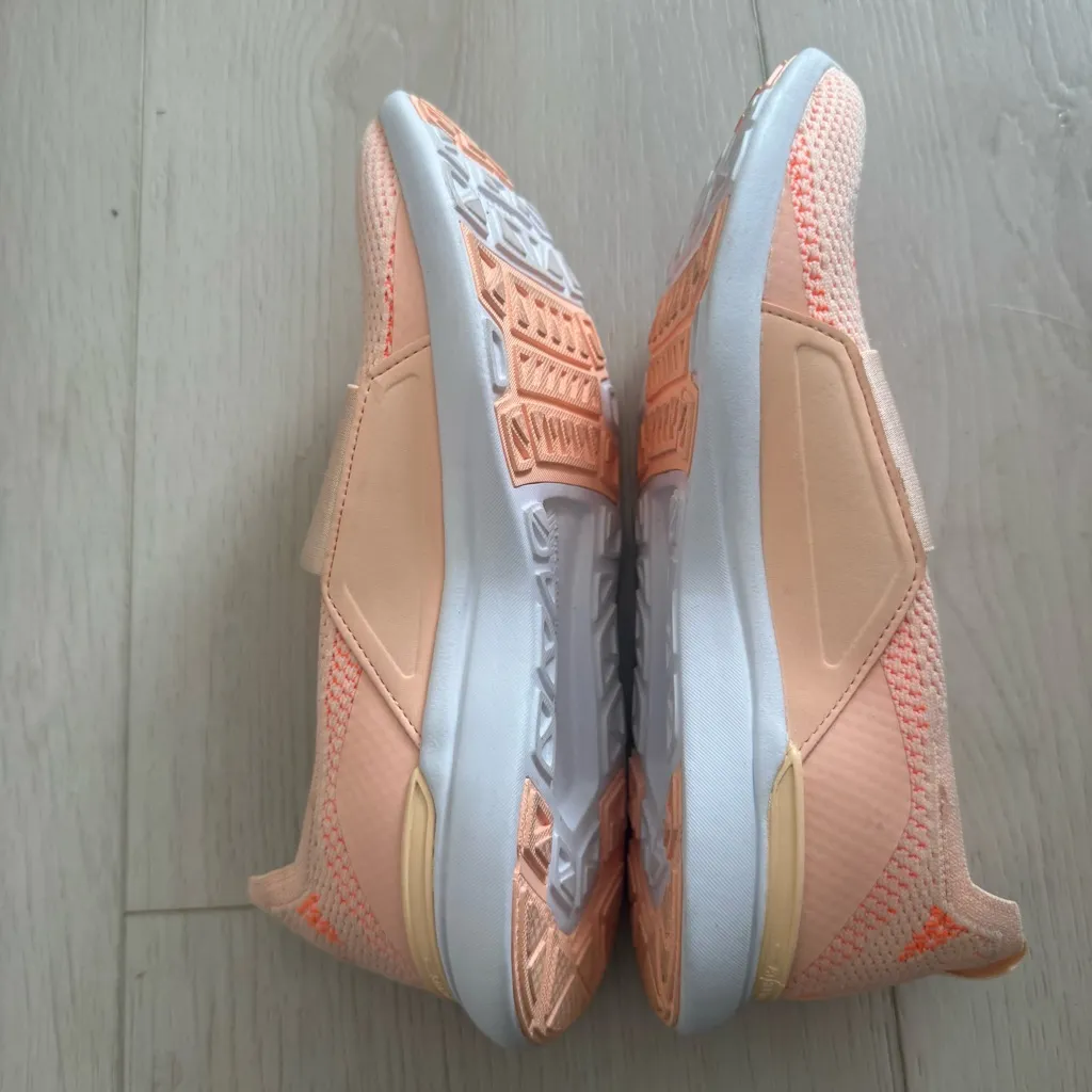 APL Women's TechLoom Bliss - Image 6