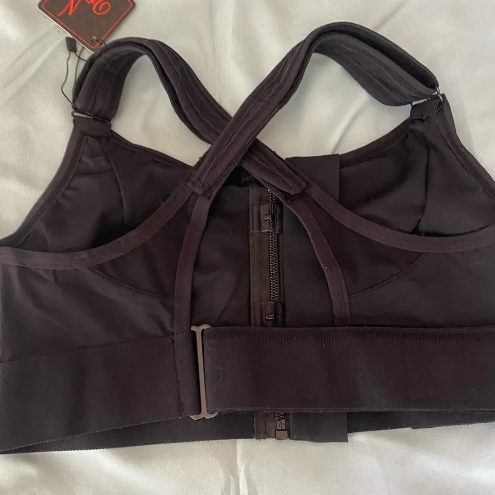 2xN Women’s Black Bra M Medium 34” 32” B C Cup NWT Adjustable Strap Front Zipper - Image 5