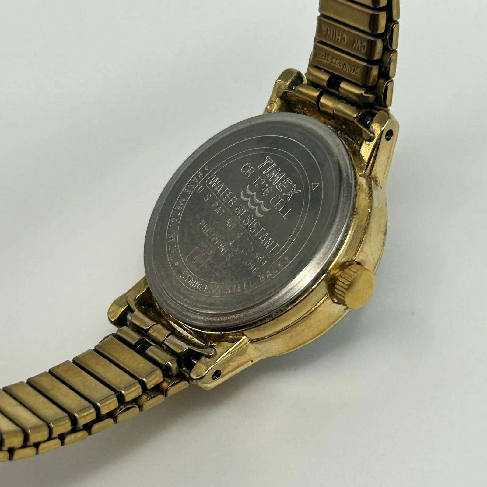 Vintage Timex Indiglo Gold Tone Stainless Steel Women’s Watch – 23mm (Working) - Image 4